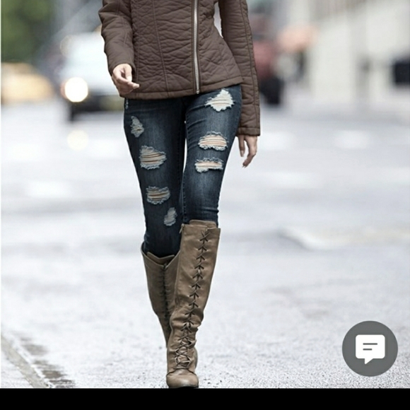 HOST PIC❤Venus Boots 🔥 7 - Picture 2 of 5